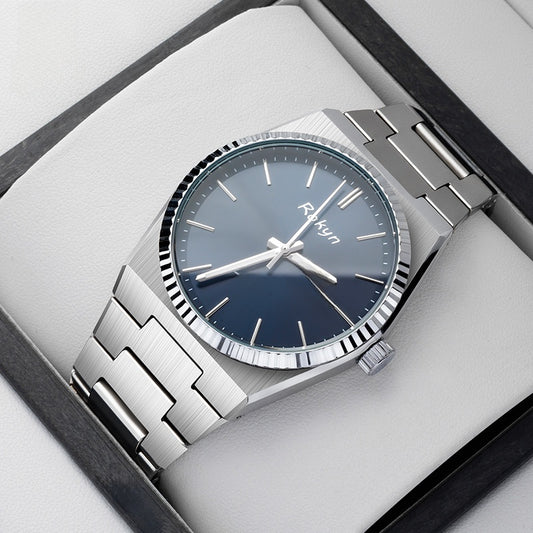 Waterproof men's watch for business and casual wear