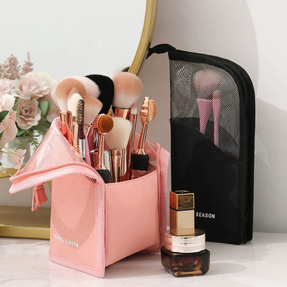 Multi-functional three-dimensional makeup brush storage bag